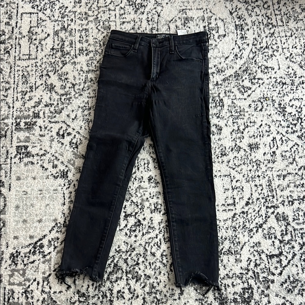 Abercrombie & Fitch Black Ankle Cropped Jeans